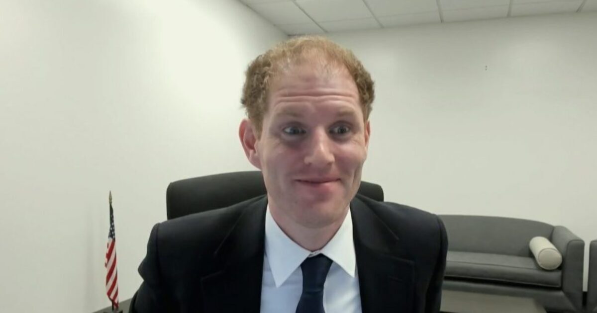 gatewaypundit's tweet image. BREAKING: Maricopa County Recorder Stephen Richer’s Deposition Transcript Shows Desire to “Make Life Hell for Kari Lake,” Calls Himself “Anti-MAGA” in Text Messages – Now He’s Counting The Votes in Lake’s Senate Race! thegatewaypundit.com/2024/11/breaki…