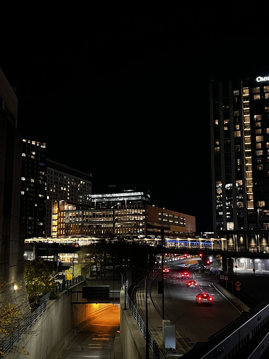 sunGstaa's tweet photo. Salem ➡️ Boston https://t.co/uyb7BKWx2D
