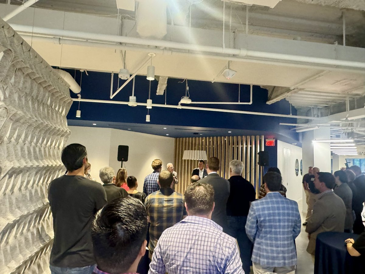 GerryConnolly's tweet photo. Great to join @BlackSky_Inc today at their new headquarters here in Herndon. I look forward to seeing your growth here in the 11th District. Wishing you all the best as you expand and innovate. https://t.co/LczybgoQkS