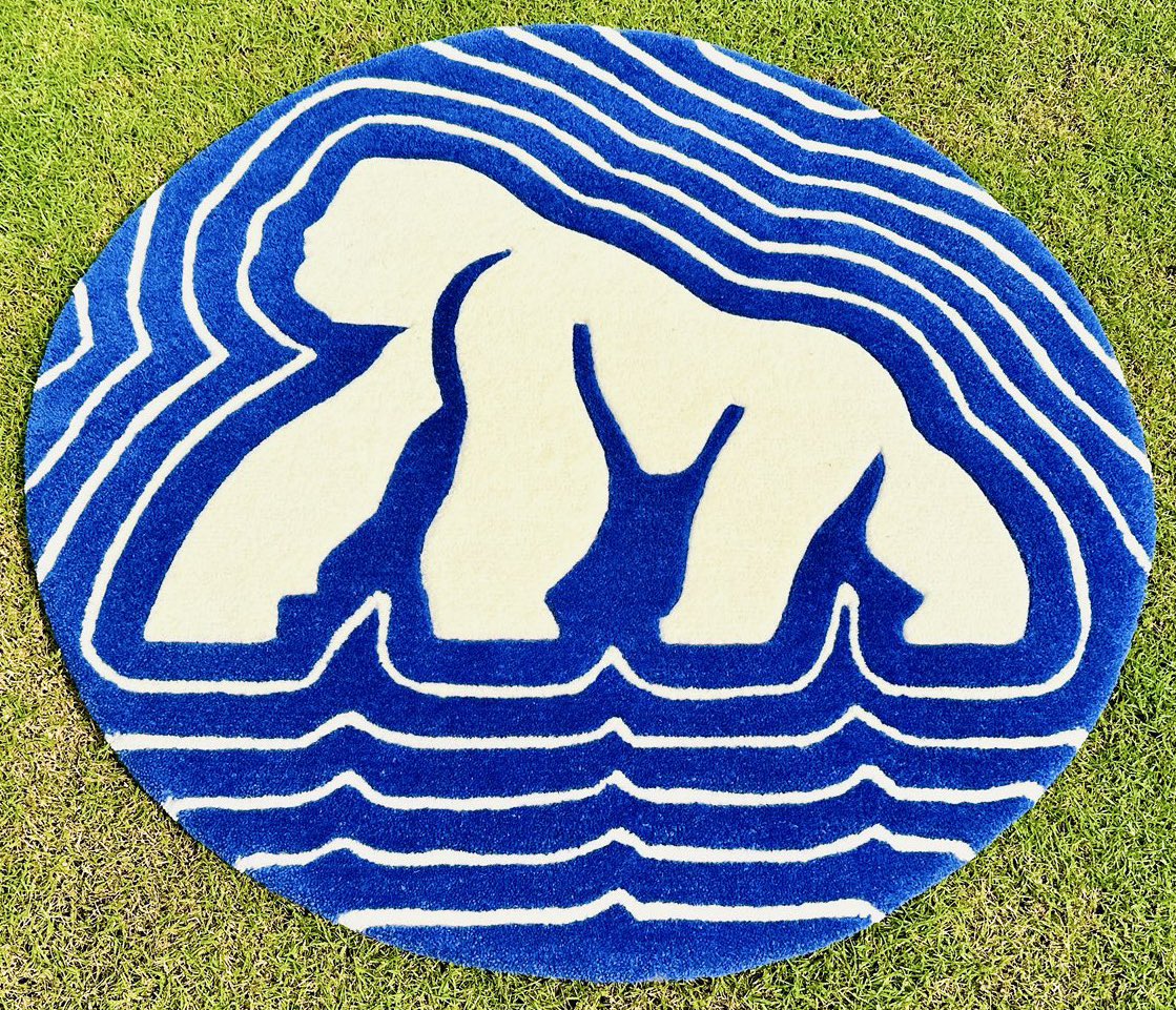 darevader_eth's tweet photo. Season of Giving 🎁

Who wants a the new @richclasdecor @apecoin rug to soak in the sweet ApeChain glory through your toes?

Tell me what else you’d like to see next week 👀

RT + Like - 11/15 Winner Chosen | FOR THE CULTURE 👊🏼 https://t.co/cPHIkTc1vm