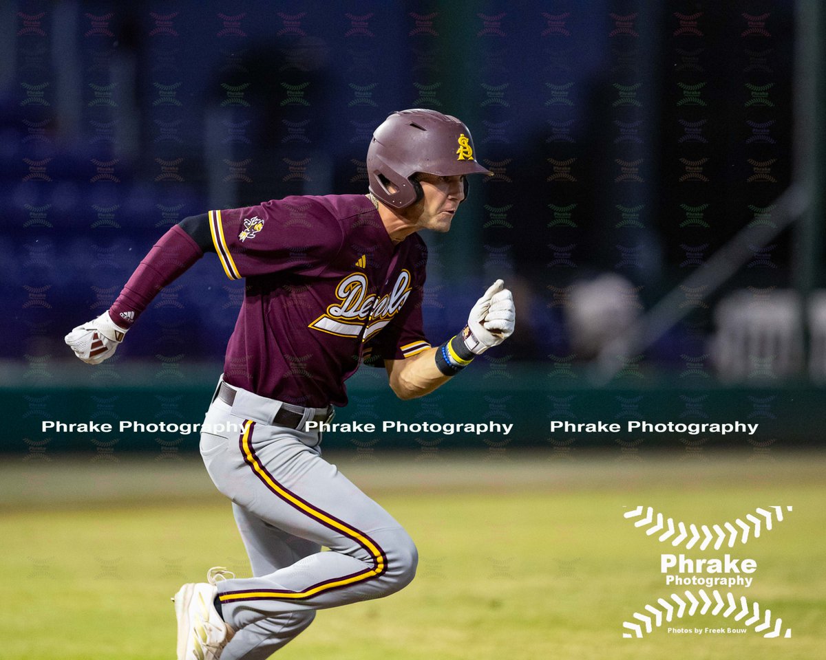 Phrake Photography tweet media