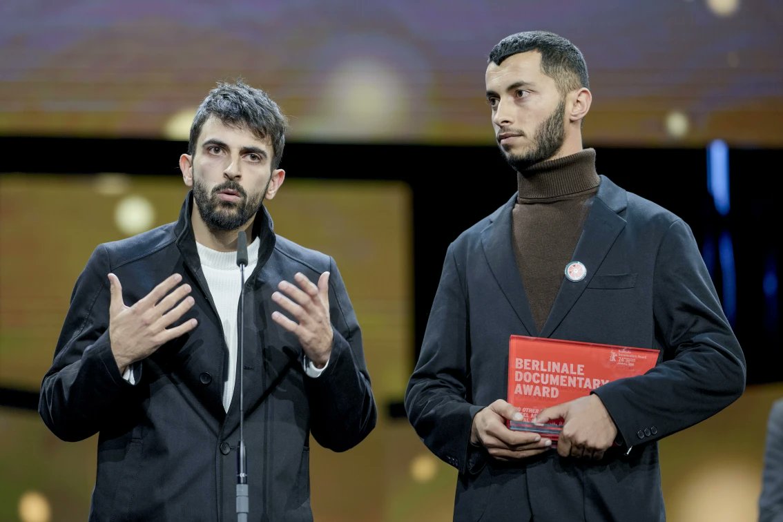 frJFBour's tweet photo. Je viens de voir en prime T "No other Land" de @basel_adra &amp; @yuval_abraham en compagnie de juifs et de musulmans au ciné Lumières- Nanterre. Dur pour Israël, poignant, vrai, décapant: l'humanité et l'amitié bien meurtries mais grandies. A voir absolument dès le 13 nov. en France https://t.co/rtZWMpwd5v