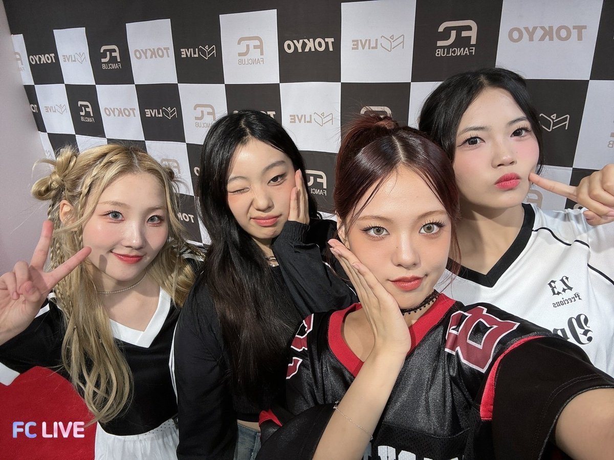 FCLIVE_official's tweet photo. 【#FCLIVE_TOKYO】

#Lapillus 2024 PREMIUM LIVE IN JAPAN
SHOW:ASCEND

📣本日は…
🗓️11/9(土) 14:00/18:00開演
🎟当日券受付まで
🔗 https://t.co/ClYGlzbqHV

#ランダムフォトカード 🎁DAY‼️

#グローバル な #人気 を誇る #ラピルス 🌎きっと魅了されるはず︎💕︎
#라필루스 #KPOP #イベント情報 https://t.co/AWjHhvM0et