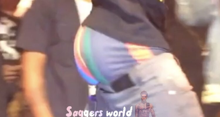 NLEFETlSH's tweet photo. That time #lildurk invited #nlechoppa Out 🍑💦😍🙈

#nlechoppa 
#saggingcake #leakedcelebs  #rapper #dick #bbc #dababy #rappers #leakedrappers #nsfw #bigdick #thugdick #blackdick #tiktokleaks #bigbooty #rappersagging #dlbooty #thickbooty #gyat #bowardthugbooty #thugbooty #dlshit https://t.co/FqZ7smy7nm