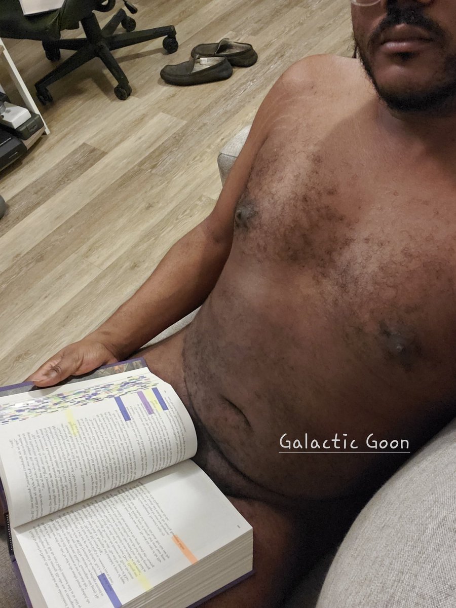 GalacticGoon69's tweet photo. What are you reading? https://t.co/ZastyWw0NQ