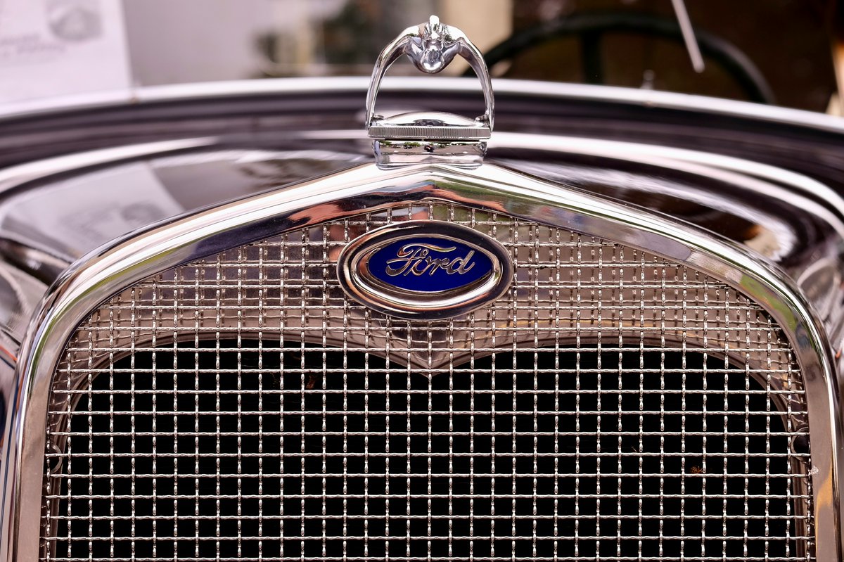 gearadical's tweet photo. Elon Musk is not buying Ford, but what if he did?

https://t.co/BpIvBx2xTY

@elonmusk @ford https://t.co/I2QrfNK4eQ