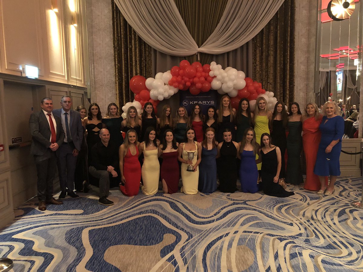 Congratulations Cork U16B who received their Munster Championship Medals in Rochestown Park especially our own Shauna Hennessy(St Fanahans camogie club)
Congratulations Shauna.
