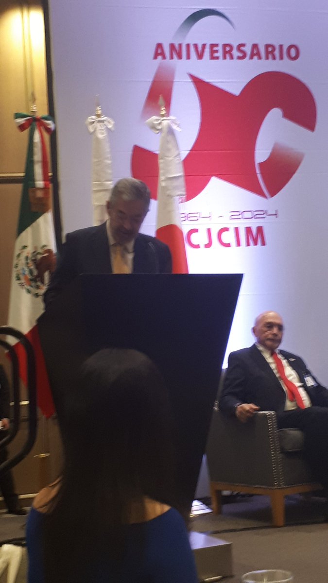 CESPEDES_CCE's tweet photo. Presentes en el 60 Aniversario de la Cámara  Japonesa de Comercio e Industria de México, con la @SRE_mx @JapanEmb_Mexico y @cceoficialmx destacando alianzas sobre #CambioClimático #GreenEnergy incluyendo #hydrogen verde y #desarrollo #Sostenible https://t.co/Q6o7SxYgZR