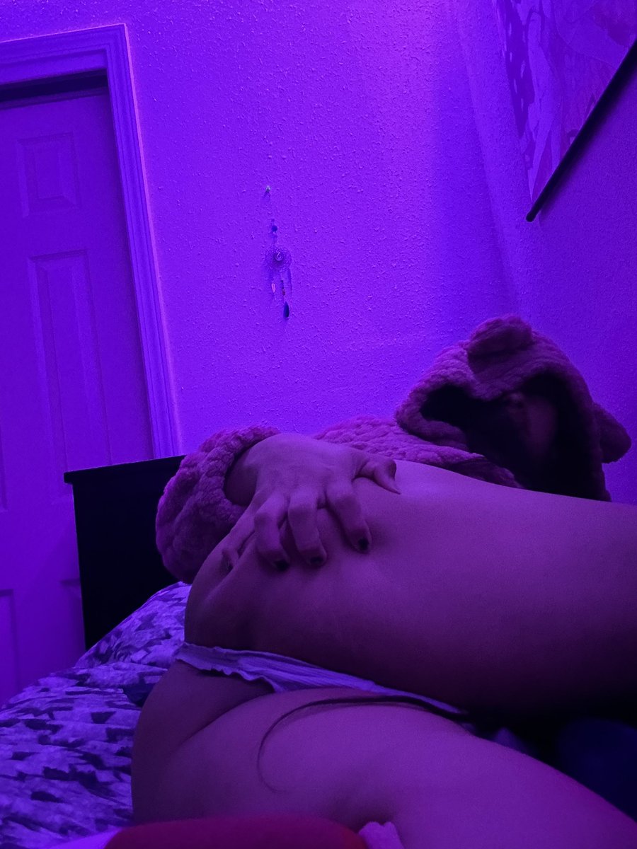 pinklewdberry's tweet photo. https://t.co/43Ub9fBUbl