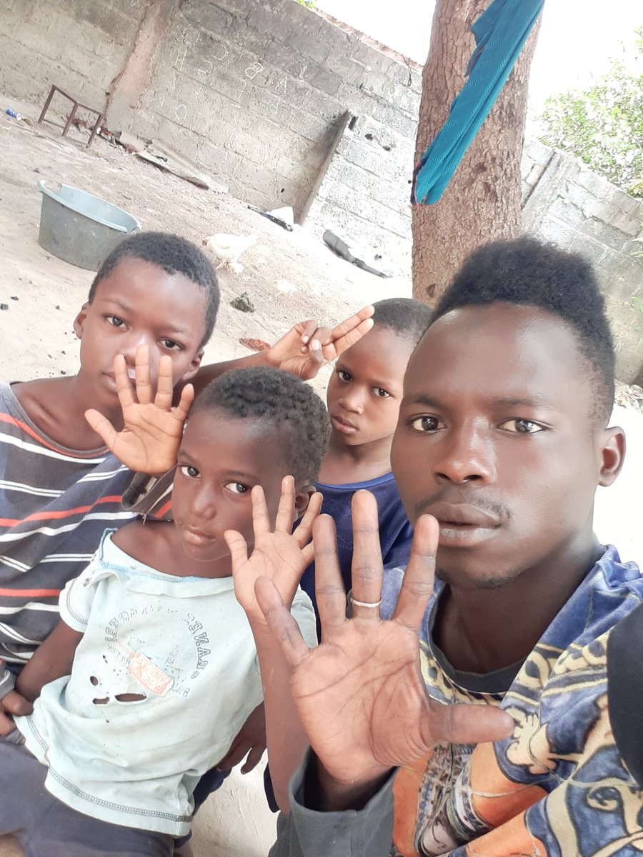 This is me and my family the same time my siblings as well we need support 🙏🏿