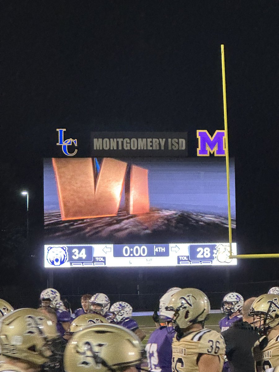 CoachMitchell08's tweet image. This score doesn’t even begin to tell the story of the battle that took place tonight; what a victory! #rainorshine #playoffbound @mhs_bears @MHSBearFB @coachcooper_mhs