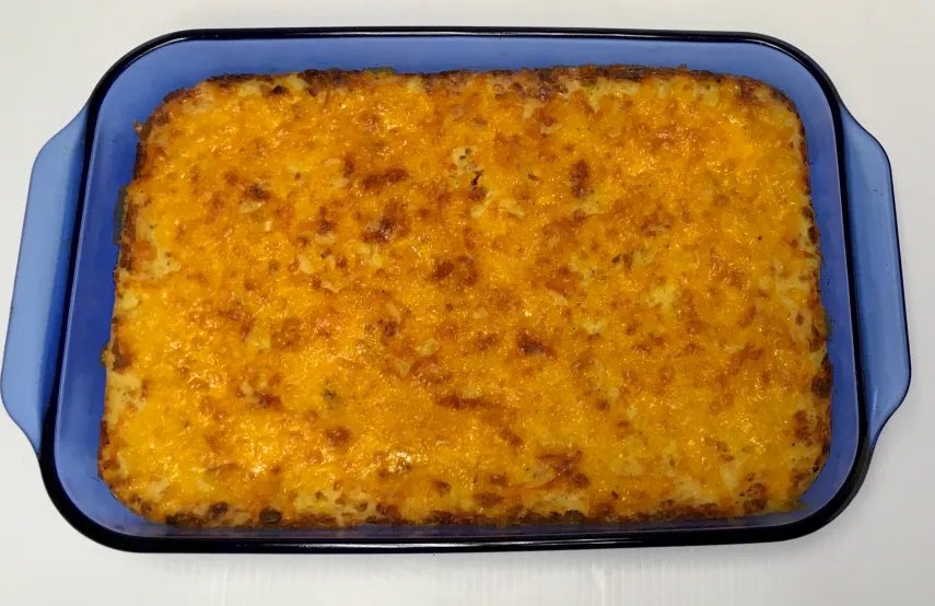 InDianesKitchen's tweet photo. A delicious copy cat recipe for CRACKER BARREL HASH BROWN CASSEROLE. It is crazy how easy this is to prepare. Just mix everything together, bake it in the oven then top it with more cheese and melt. https://t.co/7T5Q1hDZZt https://t.co/HECJpNlXSQ