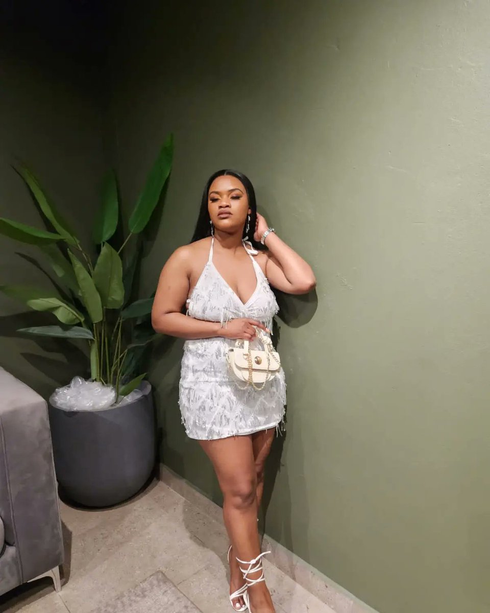 KLifeto's tweet photo. God's Grace.. 29 ain't looking bad ❤️🤗😍🌼 https://t.co/3LaEVhGEos