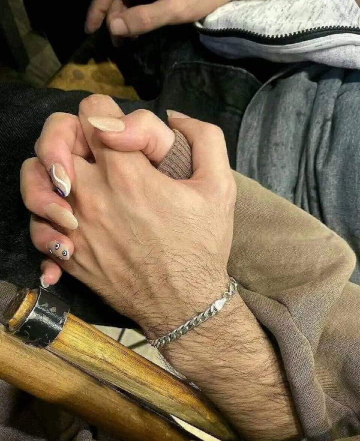 تیرے بغیر سب ہوتا ھے
بس گزارا نہیں ہوتا 🥹

Lovely Morning 🌅☺️❣️