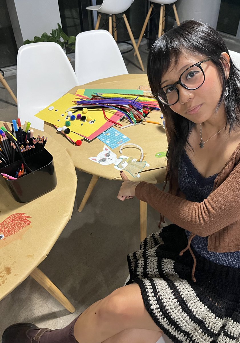 creaturetime's tweet image. shes ggonna draw talking angela