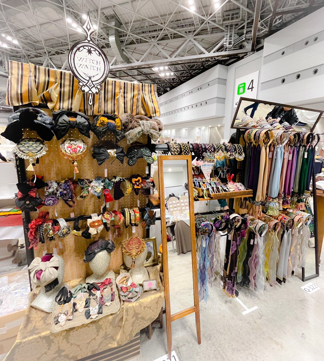 nishiko0414's tweet photo. ▶︎デザフェス60◀︎
出展日： 11/16(土)-17(日)
出展名： WiTCH WATCH
ブース： 南館1階 【K-486.487】
----------
1点物のカチューシャ屋
新作にYUIシリーズは糸巻き🧵
ノーマルカチューシャにはコラソン(ハートモチーフ)などが登場します🫀
#デザフェス60 
#デザフェス60リポスト@designfesta https://t.co/SHQeiopdmm