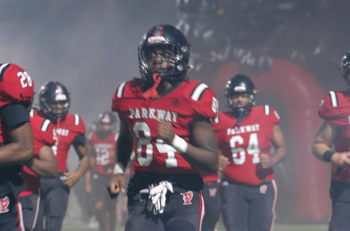 dloche4's tweet image. week 9-10 ❤️🖤