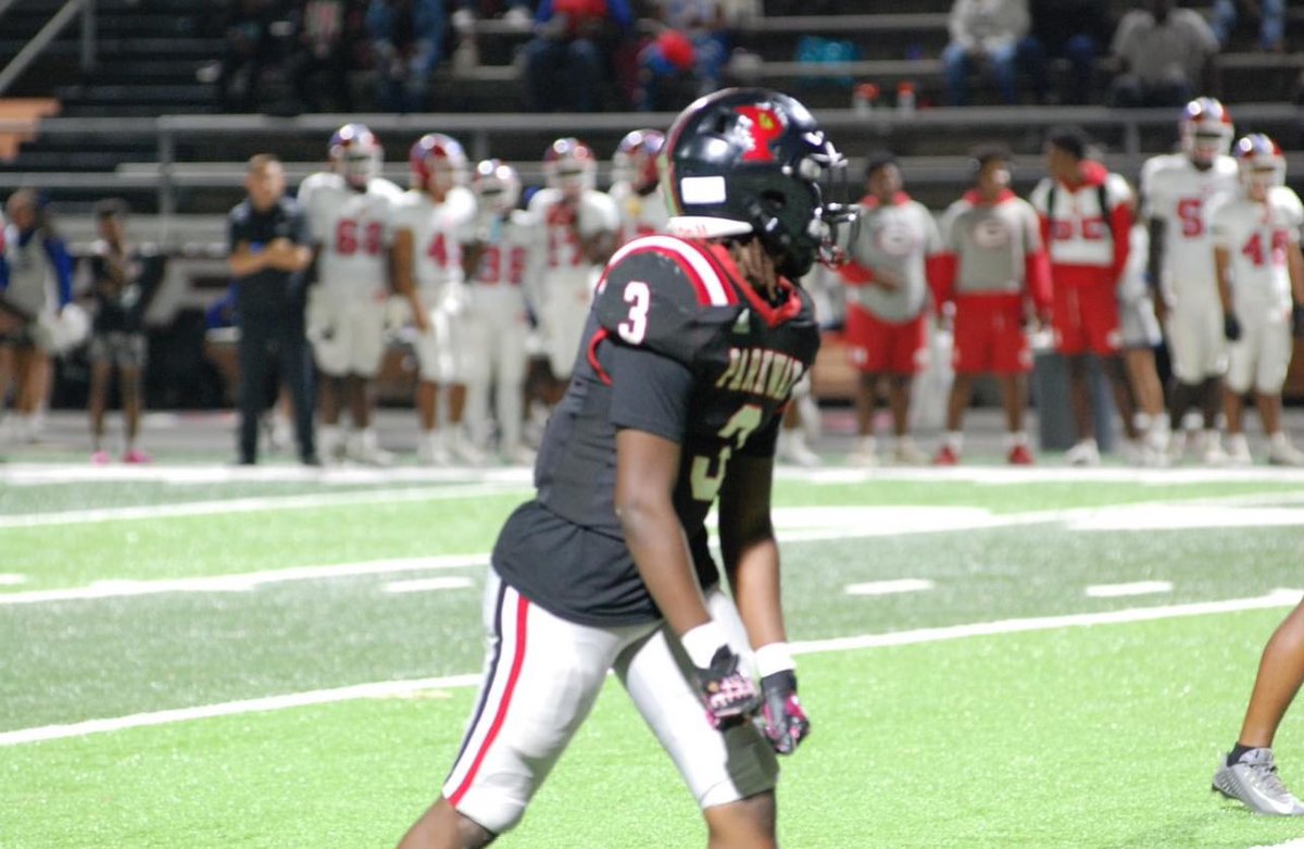 dloche4's tweet image. week 9-10 ❤️🖤