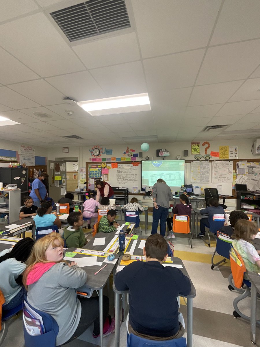 Just wrapped up 2 days in Syracuse City School District coaching 3 schools Principals and their leadership teams! I’m excited to come back next week to see the feedback in action!

#IronSharpensIron #LeadershipDevelopment