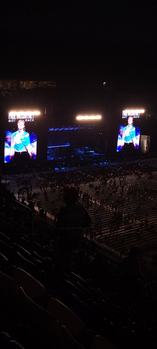 Im ready my Paul <a href="/PaulMcCartney/">Paul McCartney</a>  ...  lets rock!!!