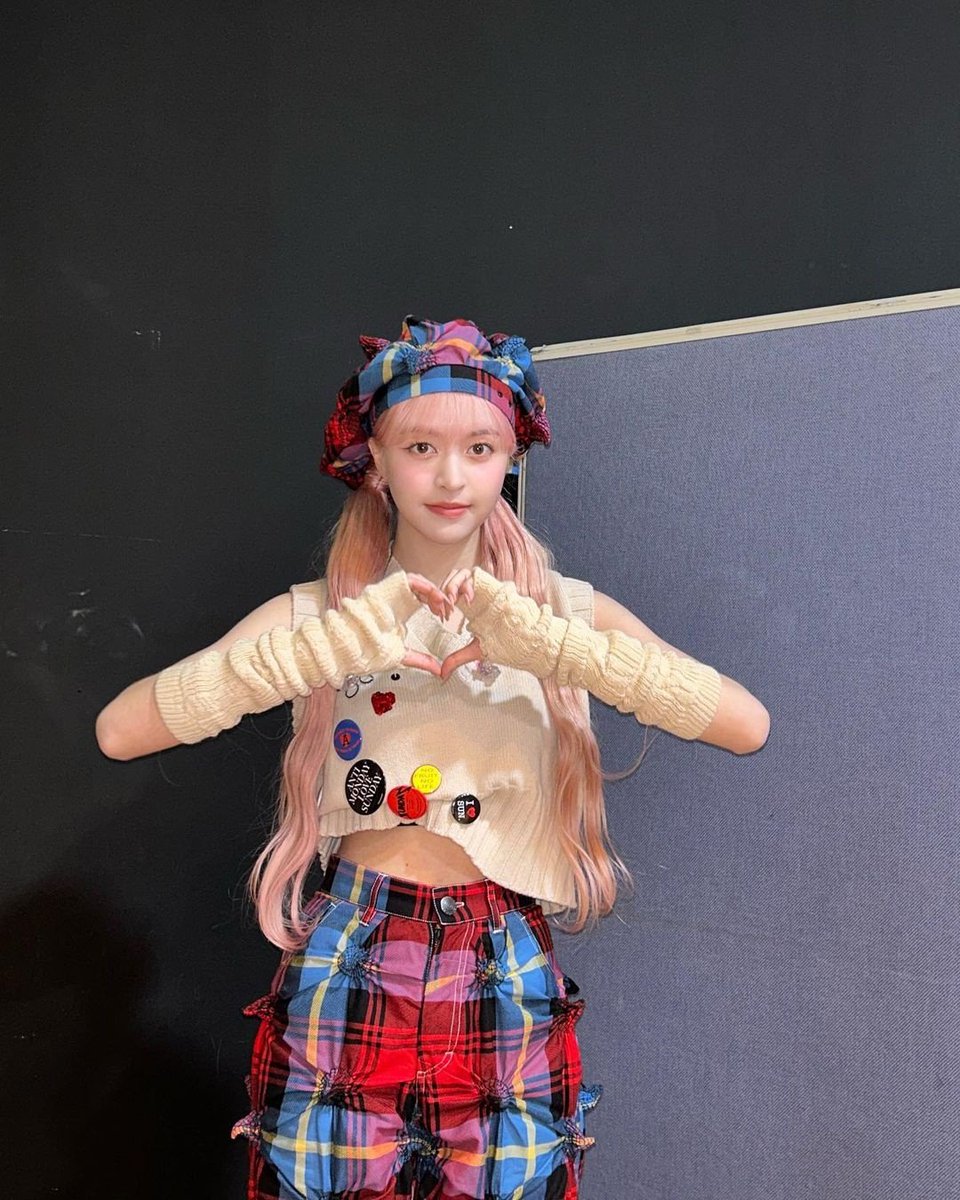 𝐂orazoncito porque hoy estaré dentro del #𝐆ue𝕣ri𝐥laz𓊆到着𓊇𝐉a𝚙an lista para poder dar todo de mí 𝕓ecause 𝐈 #𝕔an𝕥𖦹uch𓊈𝐔T𝕆𝐏IA𓊉 con mis bonitas manos gracias a mi esposa quién ella y estos niños lindos pueden 𝑙ograr.

𝚋𝐥au𝕖 ❥ 𝐛𝕝u𝚖ë, #ℤ𝚑ēnya !