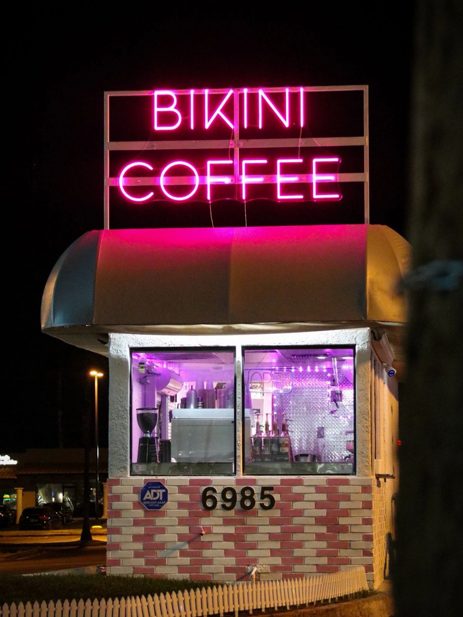 Las Vegas Locally 🌴 tweet media