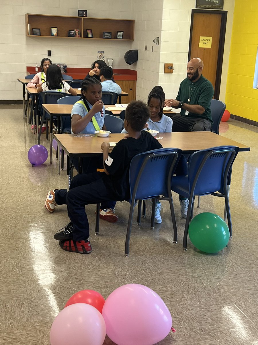 Congratulations to Mr. Hawkins’ 5th grade homeroom. They had the highest attendance percentage for the month of October! Consistent daily attendance is key to academic success! #AttendanceMatters #CelebrateSuccess #EveryDayCounts <a href="/OxonHillES/">Oxon Hill Elementary</a> <a href="/PGCPS_OCS/">PGCPS Office of Community Schools</a> <a href="/pgcps/">PGCPS</a>