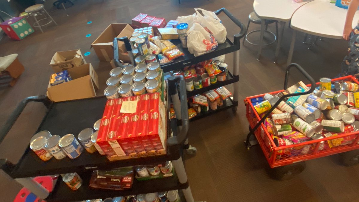 mrsmcbeeinkc's tweet photo. So grateful to our @ApacheIS512  
students, staff, and families for raising over 1100 items during the We Care, I Can food drive! Extra shoutout to the STUCO kids for all their hard work! ✨💫🌟 https://t.co/ySjIwVu9Lv