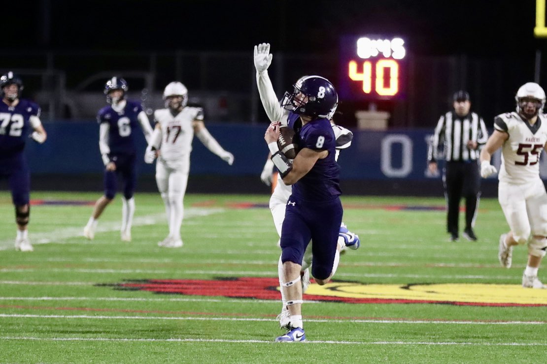 PilotSports's tweet photo. A few first-half pictures against Central Public. https://t.co/a0GJsK2GlQ