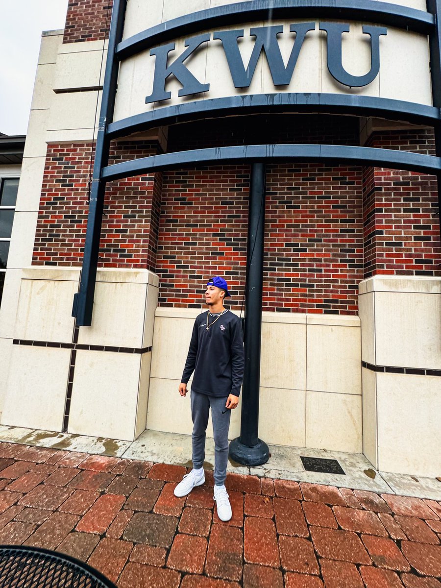 IsaacLopez2025's tweet photo. Great two days in Salina visiting Kansas Wesleyan Men’s Basketball and KSU. Thanks to the coaches and admissions team for the warm welcome!  #CollegeVisit #collegebasketball

@KWUMBB @coachamonson @jagandaughters @braydenjwhite https://t.co/80PxaQ9xhb