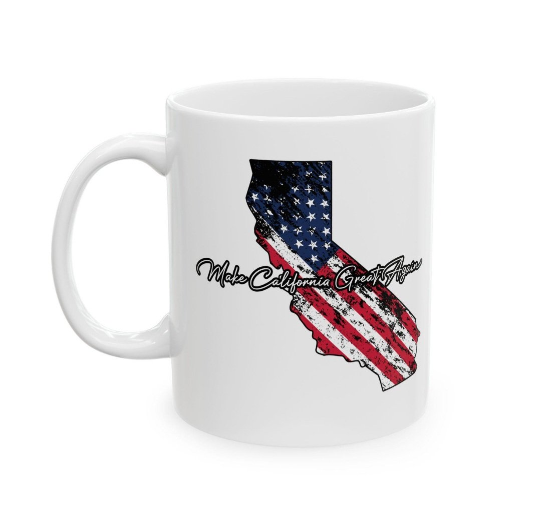 tashiee23's tweet photo. The perfect Christmas gifts 🌲🇺🇸 https://t.co/unn1vxTUnp

#makecaliforniagreatagain #MAGA #maga2024 #trump #MakeAmericaGreatAgain https://t.co/R5RE7Vh4H4