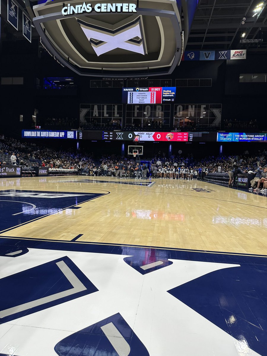 Jake Broeske (@jake_broeske) on Twitter photo Had a great game day experience at <a href="/XavierMBB/">Xavier Basketball</a> Big thank you to <a href="/CoachRyAnderson/">Ryan Anderson</a> and the rest of the staff for showing me around! Had a great game day experience at <a href="/XavierMBB/">Xavier Basketball</a> Big thank you to <a href="/CoachRyAnderson/">Ryan Anderson</a> and the rest of the staff for showing me around!