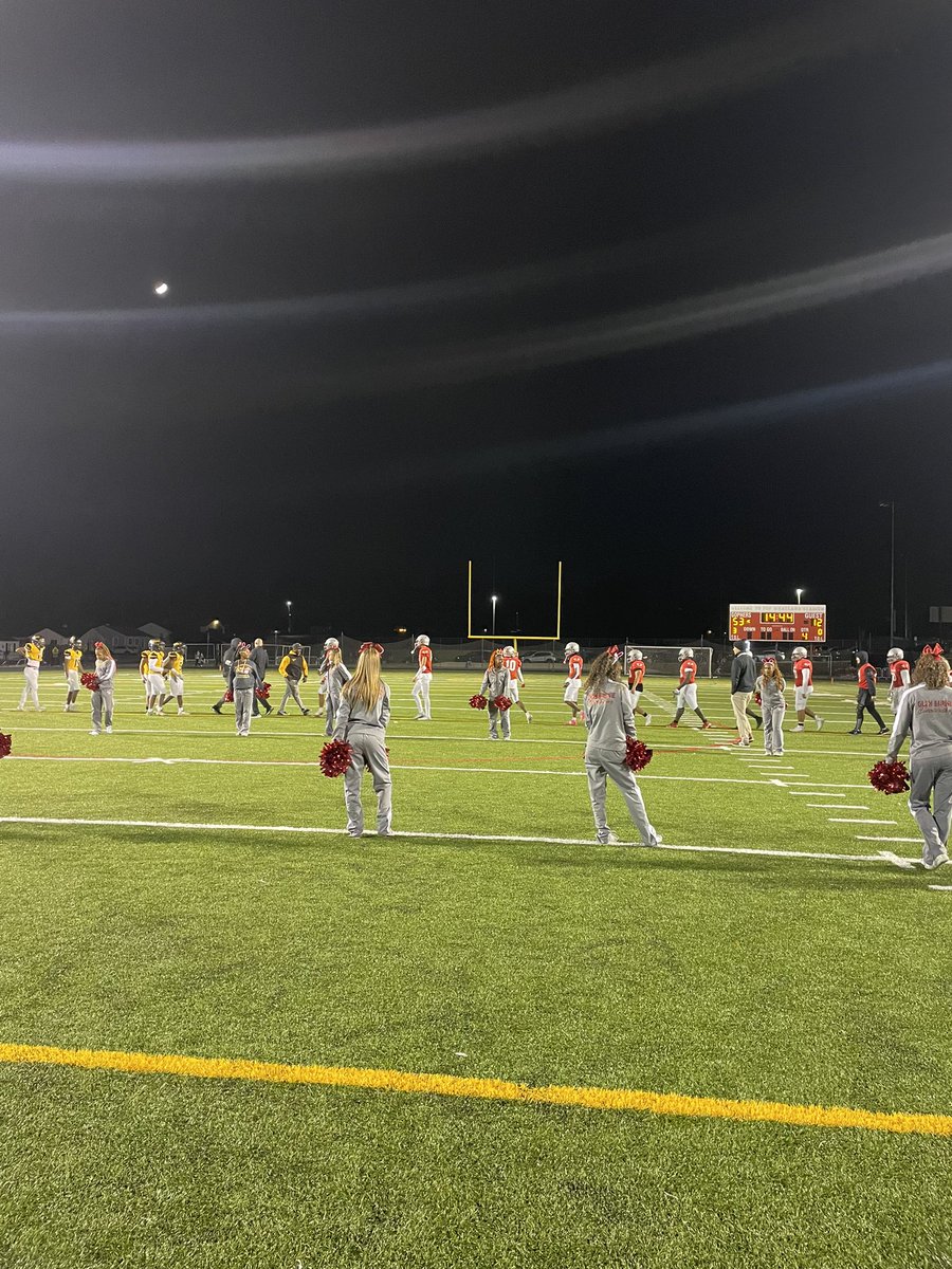 Varsity Football 
Final
Glen Burnie 53
Parkville 12

Great Job Boys! #GDUBS