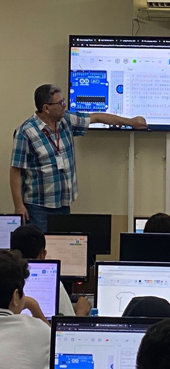 Gustavo Reynaga tweet media