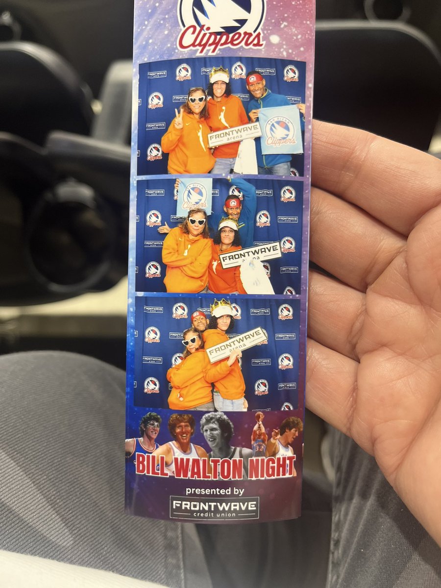 francesquinone6's tweet photo. Two-time Olympian at  inaugural San Diego Clippers game. Long live Bill Walton! Quinones Fam Season ticket holders. Q#SanDiegoClippers #FrontwaveArena https://t.co/gNaFiNd9L2