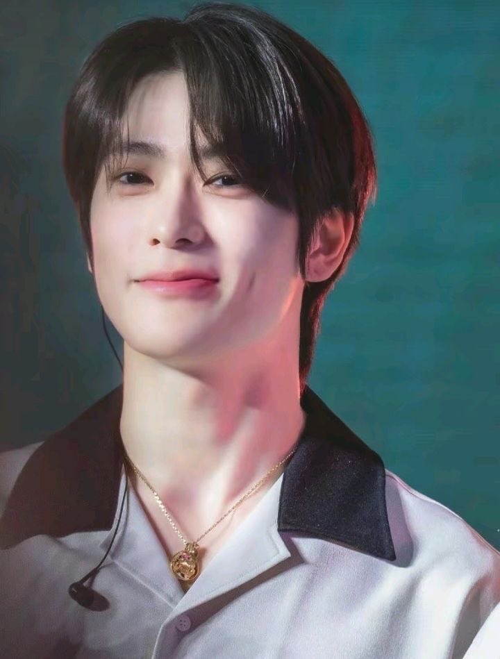 warangngisuh's tweet photo. สวยแกลมมาก หม่ามี๊ลูกแฝด https://t.co/01nLol8hR9