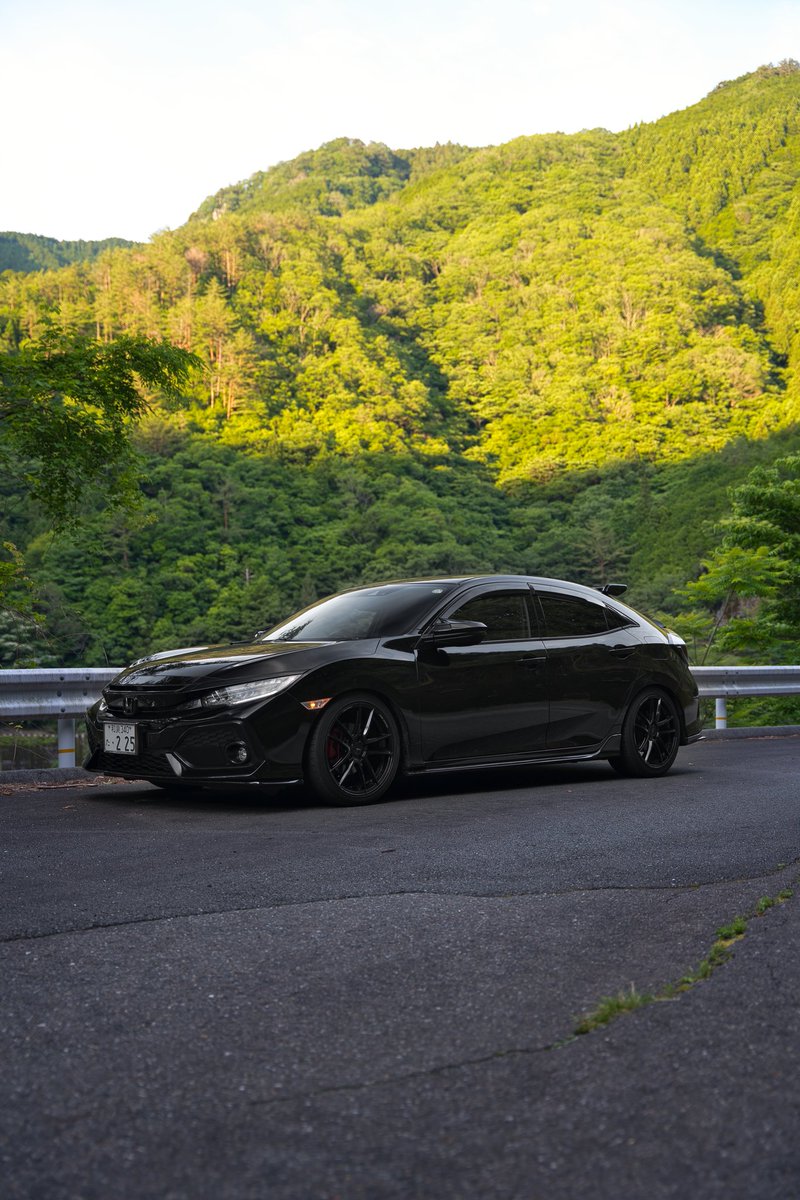 shining99999's tweet photo. #シビック #civic
#シビックハッチバック
#civichatchback
#ホンダ #HONDA #fk7 https://t.co/ne28DxBL3W