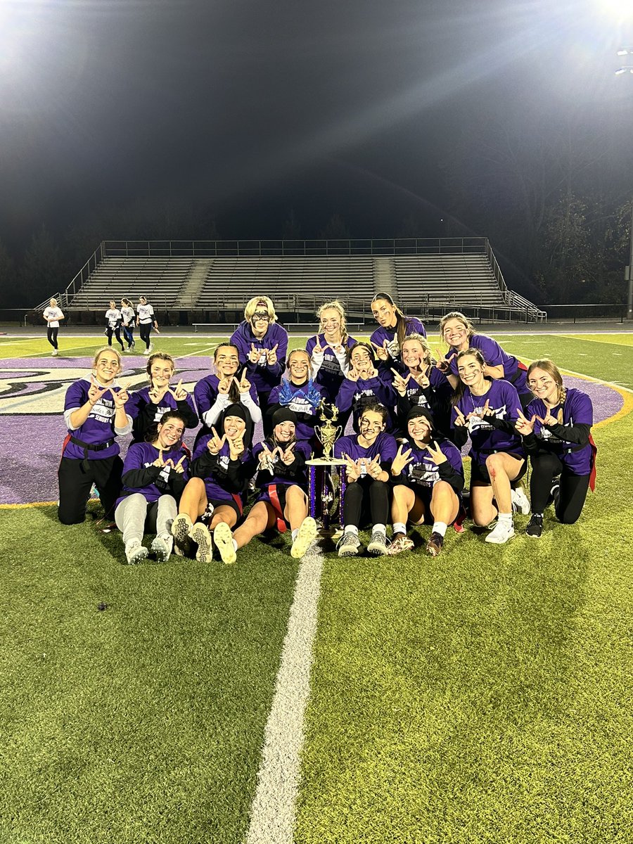 bwhitfield23's tweet photo. Great night to be a senior!  Congrats to our seniors on winning the powderpuff game tonight!!! Great game by both teams! https://t.co/YHXlRtCyhu
