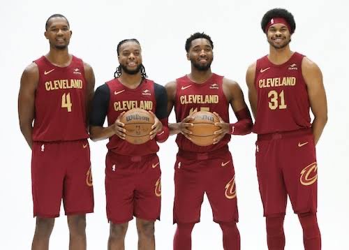 🚨🚨🚨🚨🚨🚨🚨

ATENÇÃO:

O CLEVELAND CAVALIERS ESTÁ OFICIALMENTE 10-0.

REPITO: 10-0

NÃO SE VÊ ISSO DESDE O WARRIORS