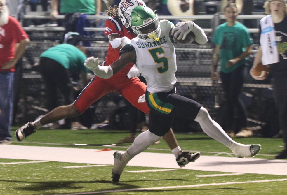 Lake City Sports (@lcr_sports) on Twitter photo Despite Thursday's loss to Wakulla, Suwannee still made the playoffs as the 7-seed in Region 1-3A. The Bulldogs will travel to 2-seed Godby for a district rematch in the regional quarterfinals next Friday.
<a href="/MorganMcMuffin/">Morgan McMullen</a>: tinyurl.com/rsfuw95f Despite Thursday's loss to Wakulla, Suwannee still made the playoffs as the 7-seed in Region 1-3A. The Bulldogs will travel to 2-seed Godby for a district rematch in the regional quarterfinals next Friday.
<a href="/MorganMcMuffin/">Morgan McMullen</a>: tinyurl.com/rsfuw95f