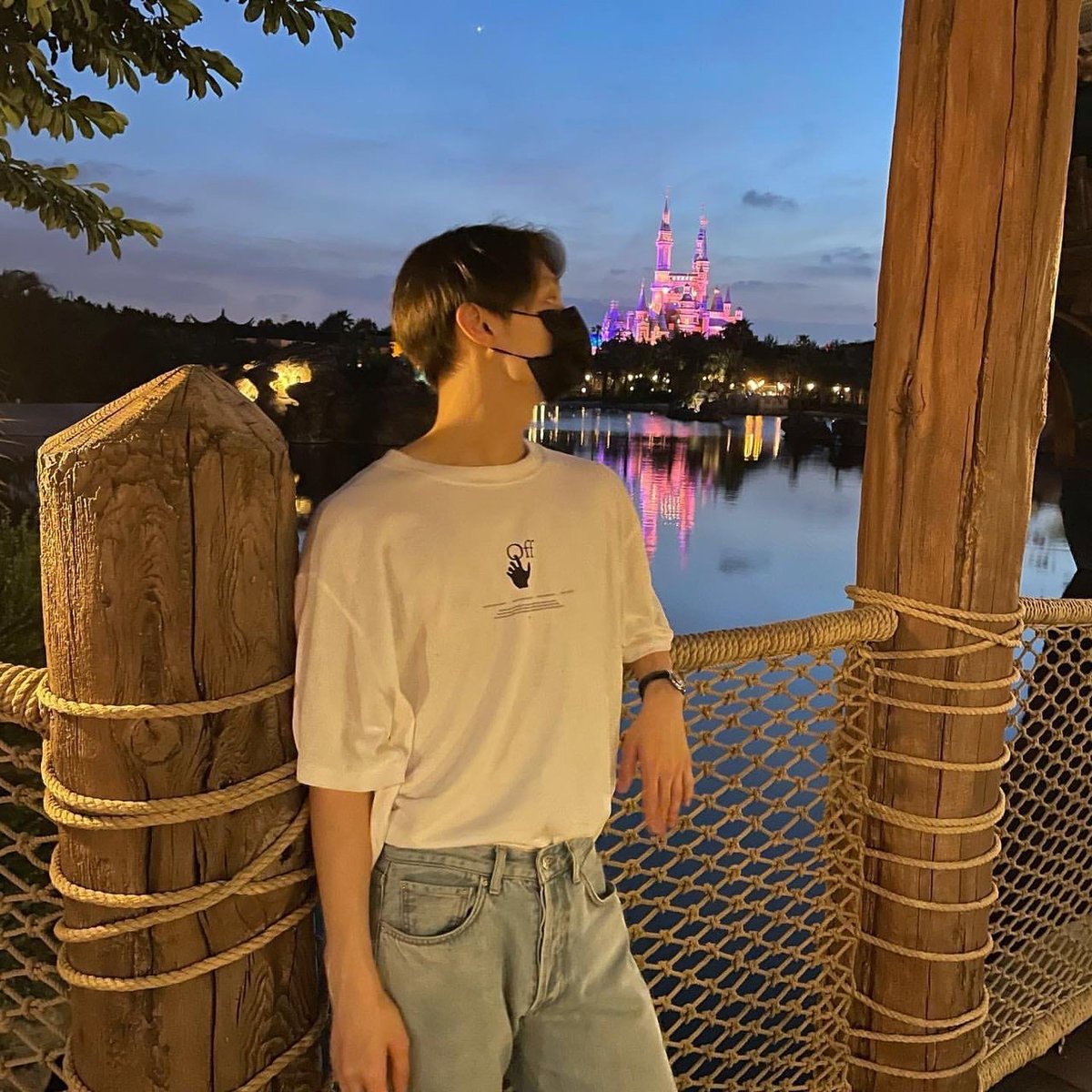 𝙶𝕟 ☆ ¿𝙼e extrañaron? yo se que si, pero no se preocupen pueden ver esta linda carita en #𝐆ue𝕣ri𝐥laz𓊆到着𓊇𝐉a𝚙an ◌◞✿ ⚔ 𝕤acándole provecho a mi 𝐥ado 𝕖xtrovertido para ser el primero en saludar a sus 𝐟avs en 𝚟ivo y en 𝚍irecto !! ❀

𝖟om𝚋𝕚ǝ ✿﮾᳜⡴ #𝙽𝕚𝚗i