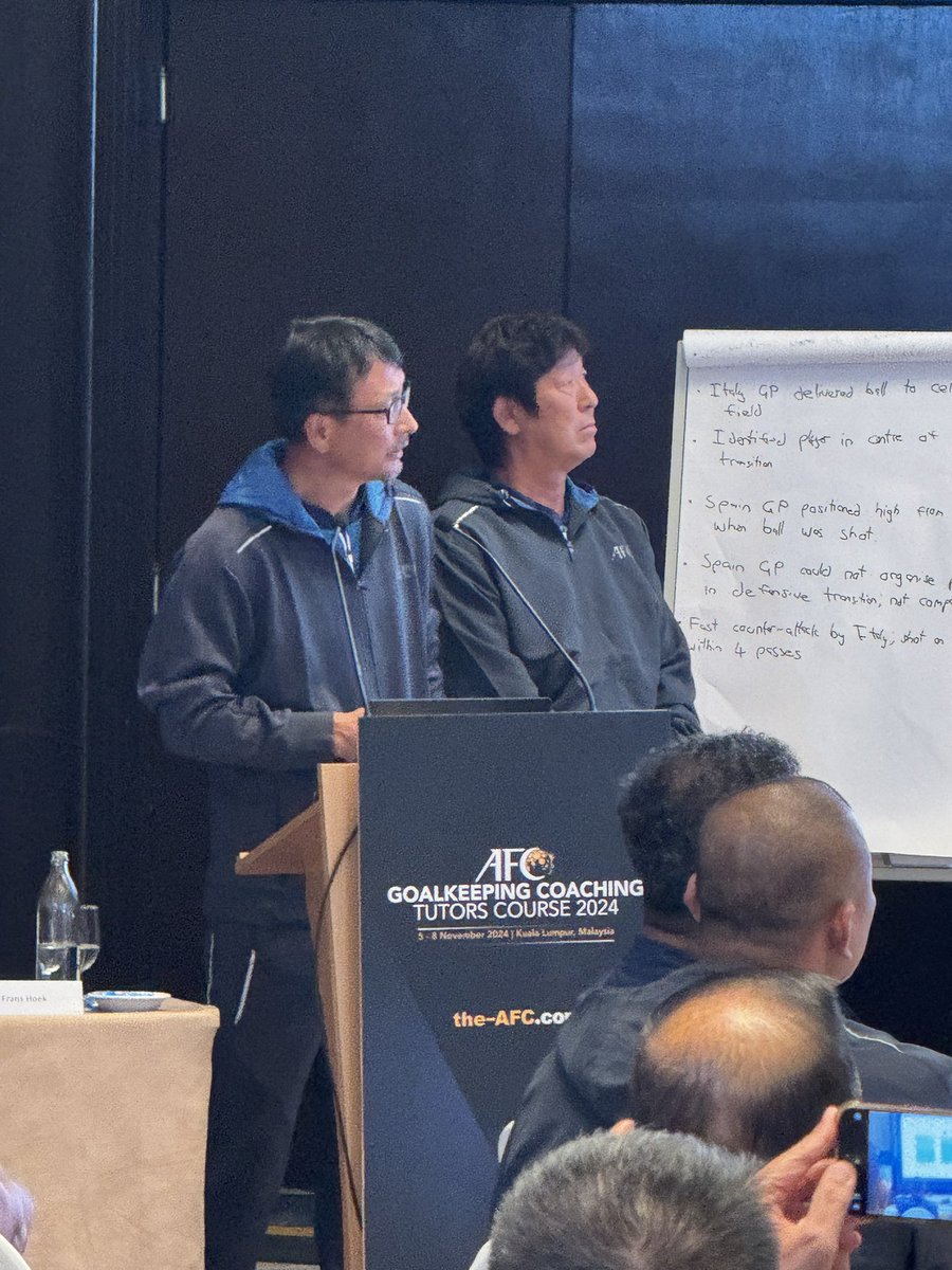 Frans_Hoek's tweet photo. These guys! Kawa and Kato top educators of the @JFA and AFC. They move mountains in Japan and Asia to implement the Goalplaying Coaching vision and methodology. @goalplayer_com Thanks guys! 
@uhlsport.de https://t.co/BavaqYOZOm