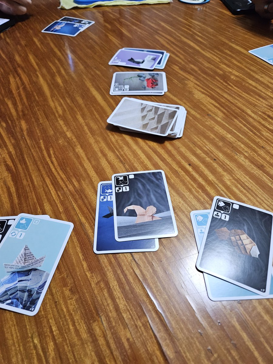 rgsunico's tweet photo. #SeaSaltAndPaper has a very different player dynamic as you add more players. Such a good game.
#TAGSessions #TabletopGames #CardGames #BoardGames https://t.co/Ubo3ZibGnq