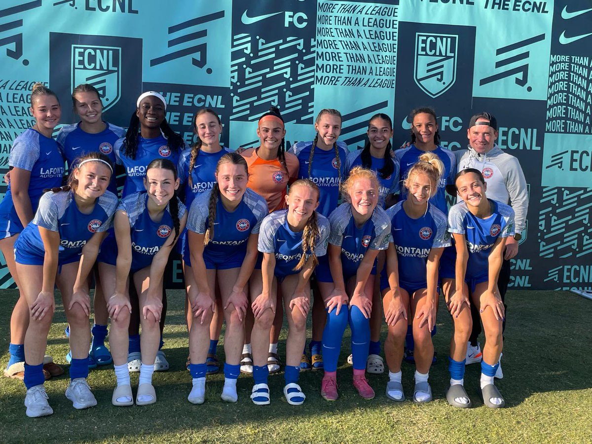 3-1 win for game #1! Let’s go nationals!!!!! <a href="/NationalsGA/">Nationals Girls Academy</a> <a href="/CoachDR7/">David Robertson</a>