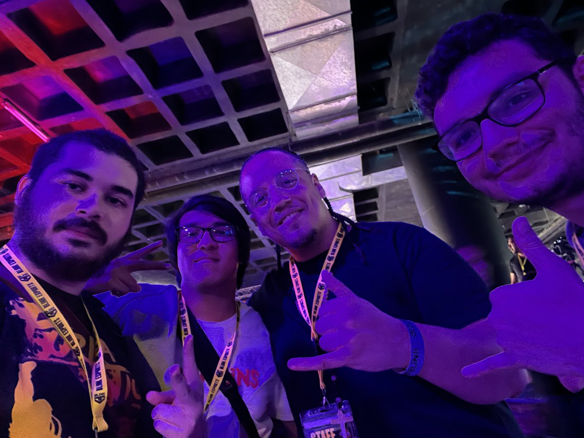 Please to meet you guys! 
<a href="/RobTeeVee/">Hollywood RobTV 📸</a> <a href="/Tasty_Steve/">Steve Scott</a> <a href="/IFCYipeS/">YipeS @ Remixd Prints</a>