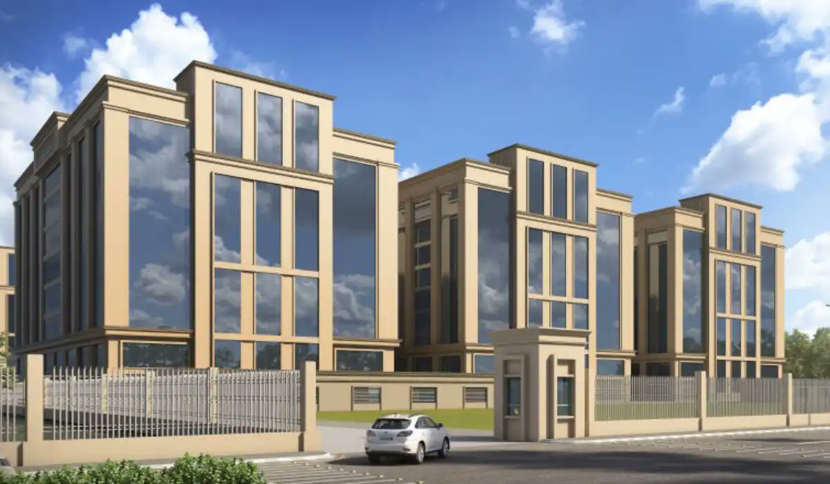 Biltrax_Media's tweet photo. Yotta Data Center Park, Greater Noida, Delhi-NCR (6 DC Buildings)
Developer: @YottaInfra 
Land area: 20 Acres
Investment: 7,000 INR-Crore
30,000 Server racks
Power potential: 250 MW
#YottaDataCenter #GreaterNoida #DataCenters #HiranandaniGroup #ITPower
https://t.co/b3uXrEhG7z https://t.co/4w5PyOIVrM
