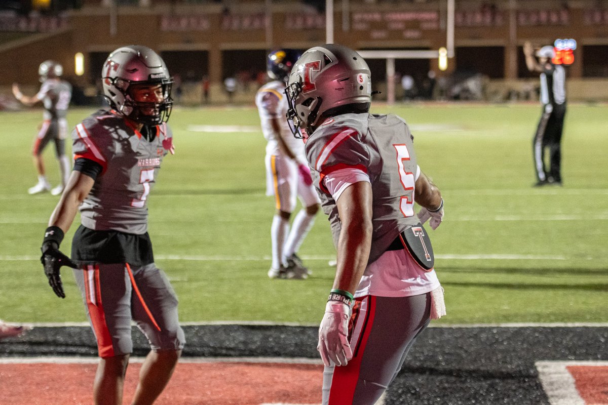 The Thompson Warriors brought the heat on both ends of the field in a dominant shutout win against Daphne, setting up a second-round showdown with Auburn High School.

Story by <a href="/NicYoungSports/">Nic Young</a> &amp; Photos by Markee Canada: shelbycountyreporter.com/2024/11/09/tho…