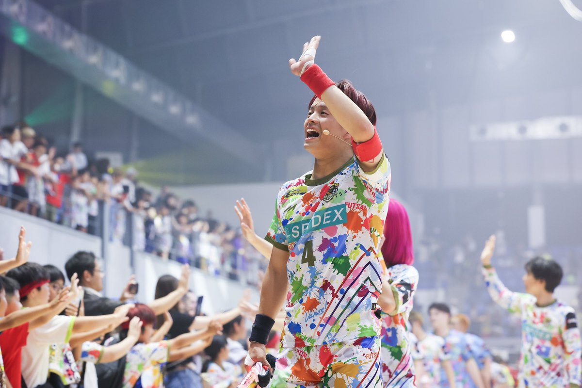 29歳になりました!🎉 皆のおかげで最高の28歳を過ごせた! 昨年9月 29歳になりました!🎉 皆のおかげで最高の28歳を過ごせた! 昨年9月