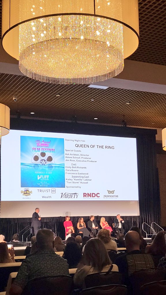 perckttt's tweet photo. Congrats to the whole cast and crew of #QueenoftheRing ✨ https://t.co/3w106wviuM