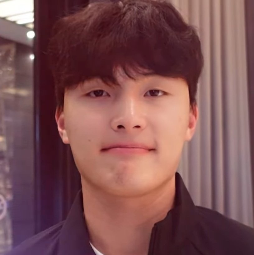 chfhr91's tweet photo. 빱슬이 대만에서도 잘 적응하고 훈련도 파이팅 https://t.co/VCiLh72N5P